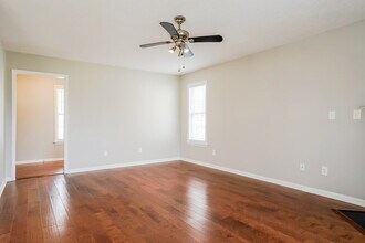 1604 Crag Burn Ln in Raleigh, NC - Building Photo - Building Photo