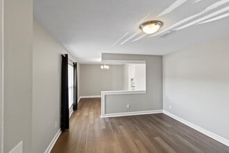 114 Nancy Dr in Enterprise, AL - Building Photo - Building Photo
