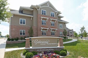 THE GATEWAY in Oconomowoc, WI - Building Photo