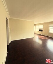 1242 Smithwood Dr in Los Angeles, CA - Building Photo - Building Photo