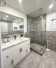 416 The Kingsway in Toronto, ON - Building Photo - Building Photo