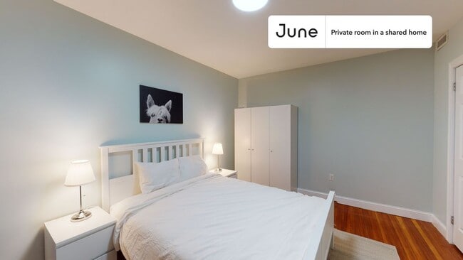 Room in Shared 4 bed/2 bath home, Unit D in Boston, MA - Building Photo - Building Photo