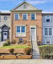 12418 Port Haven Dr in Germantown, MD - Building Photo