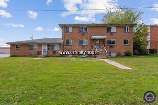 1733 Christian Ave in Toledo, OH - Building Photo