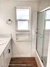424 Ford Rd in Costa Mesa, CA - Building Photo - Building Photo