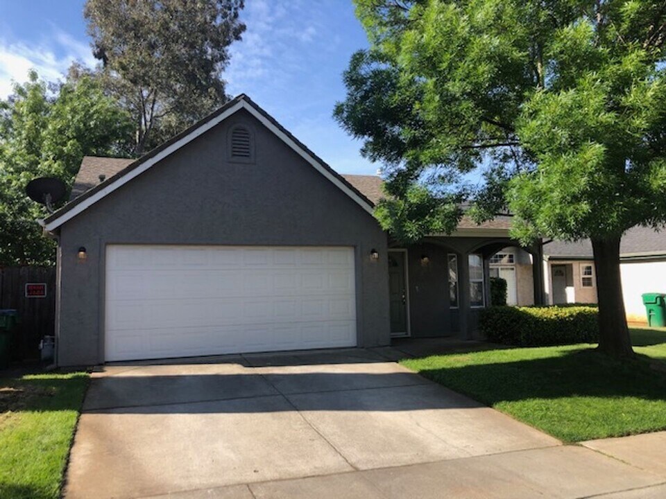 5 Cleaves Ct in Chico, CA - Building Photo