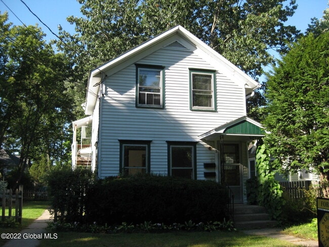 property at 5 Avery St
