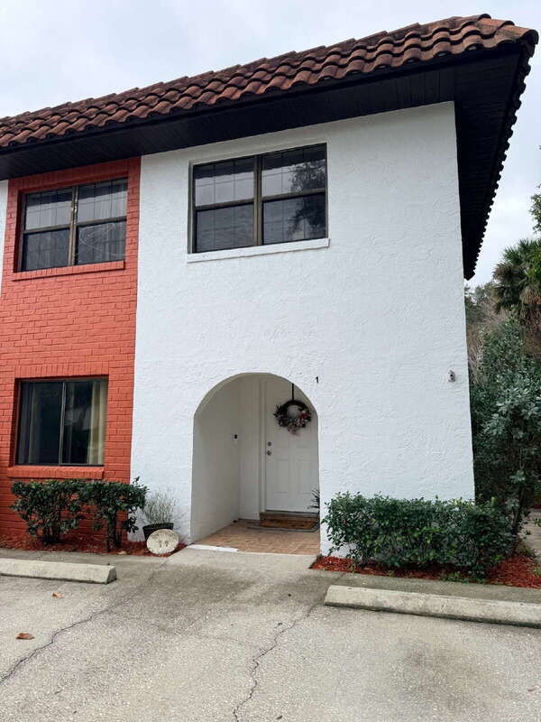 910 Big Tree Rd in South Daytona, FL - Building Photo - Building Photo