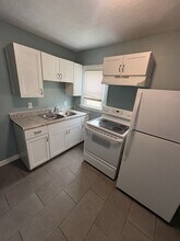 1031 N Centennial St in Indianapolis, IN - Foto de edificio - Building Photo