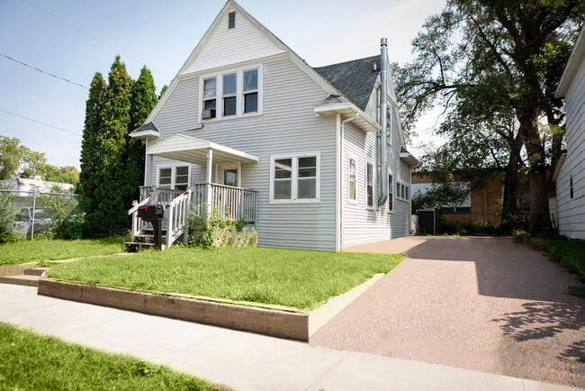 property at 508 N Duff St