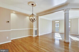 707 Hawkins Way in Alexandria, VA - Building Photo - Building Photo