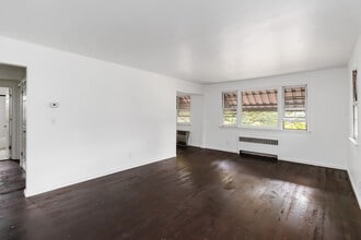 167 S Munn Ave in East Orange, NJ - Building Photo - Building Photo