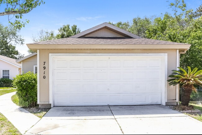 7910 Cherry Blossom Dr S