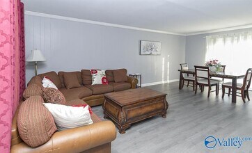 6015 Kimbrell Ln NW in Huntsville, AL - Building Photo - Building Photo