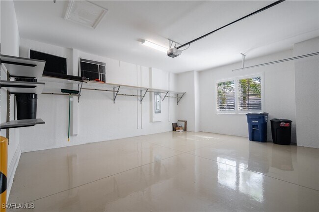 16578 Calistoga Dr in Bonita Springs, FL - Building Photo - Building Photo
