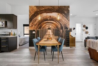 306 Maplewood Ct, Unit Maplewood Ct in Paso Robles, CA - Building Photo - Building Photo