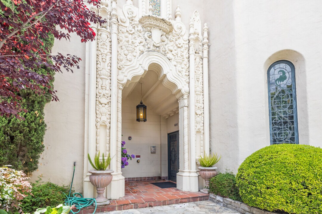 491 Crescent in Oakland, CA - Building Photo