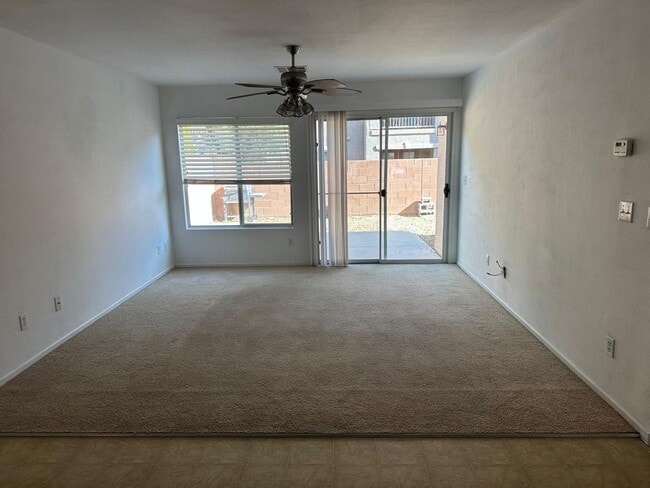 10090 Big Sur Mountain St in Las Vegas, NV - Building Photo - Building Photo