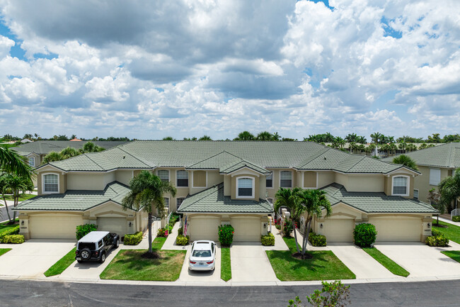 Grande Cay Condos in Ft. Myers, FL - Building Photo - Building Photo