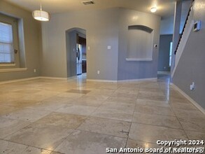 1423 Osprey Heights in San Antonio, TX - Building Photo - Building Photo