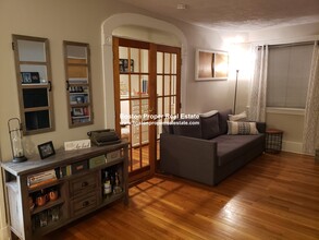 456 Beacon St, Unit 2 in Boston, MA - Building Photo - Building Photo