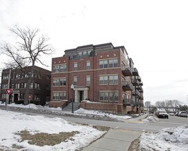Lake Park in Madison, WI - Foto de edificio - Building Photo