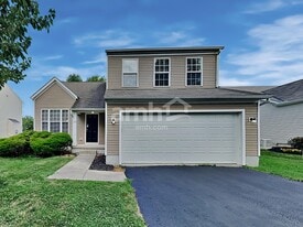 113 Merriston Cir in Delaware, OH - Building Photo