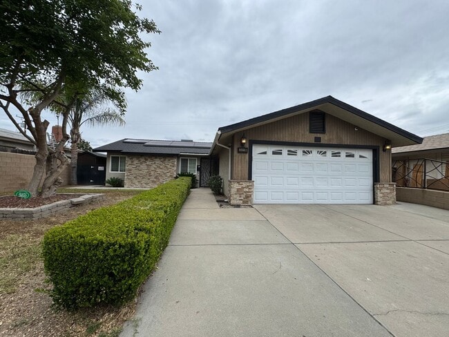 property at 3818 N Cheryl Ave