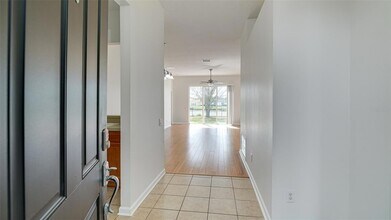 9923 52nd St E in Parrish, FL - Foto de edificio - Building Photo