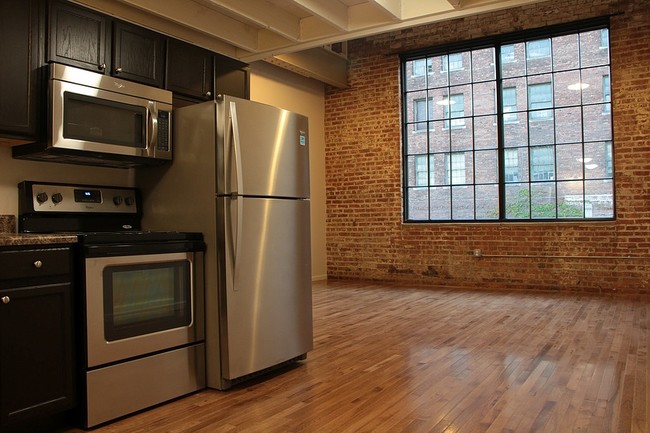 Winkler Lofts in Peoria, IL - Foto de edificio - Interior Photo