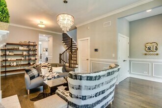 3409 W Cortland St in Chicago, IL - Building Photo - Building Photo