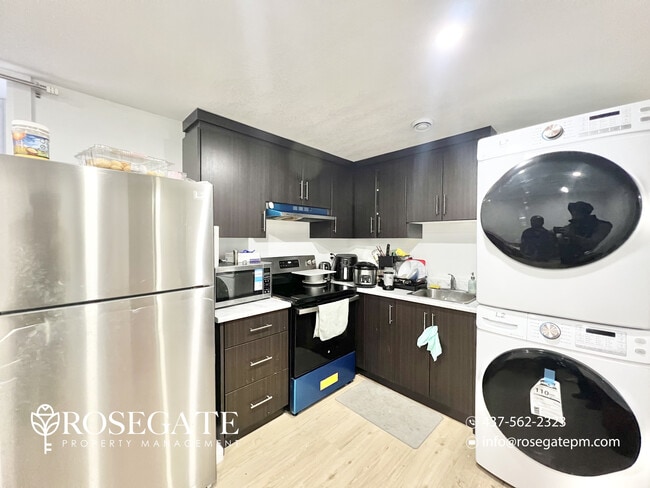 930 Reeves Ave in London, ON - Building Photo - Building Photo