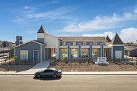 Valley Village Apartments in Huron, CA - Foto de edificio - Building Photo