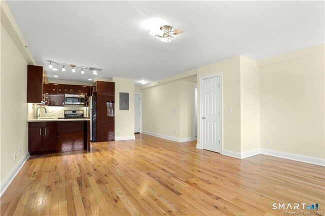property at 550 Connecticut Ave