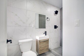 516 Orange in New Haven, CT - Foto de edificio - Building Photo