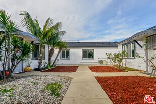 1739 252nd St in Lomita, CA - Building Photo