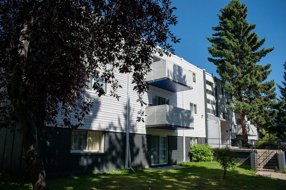 Mainstreet on Elbow in Calgary, AB - Building Photo