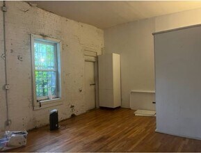 678 Flushing Ave in Brooklyn, NY - Building Photo - Building Photo