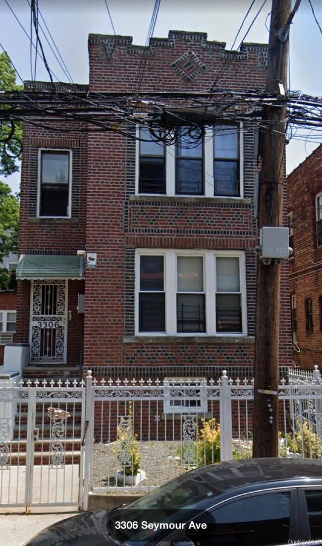 property at 3306 Seymour Ave