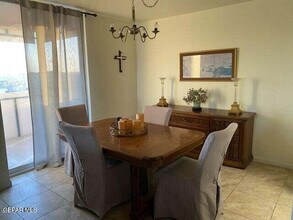 1800 N Stanton St in El Paso, TX - Building Photo - Building Photo