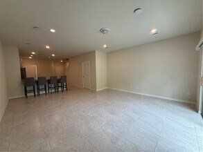 4533 Sparkling Shell Ave in Kissimmee, FL - Building Photo - Building Photo