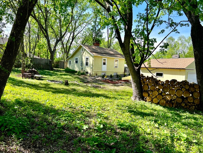 property at 4832 Westbrook Ln