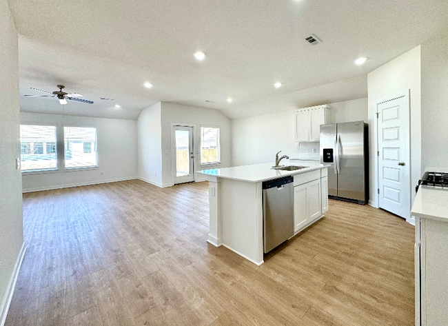 2579 N Snowball Dr in Fayetteville, AR - Building Photo - Building Photo