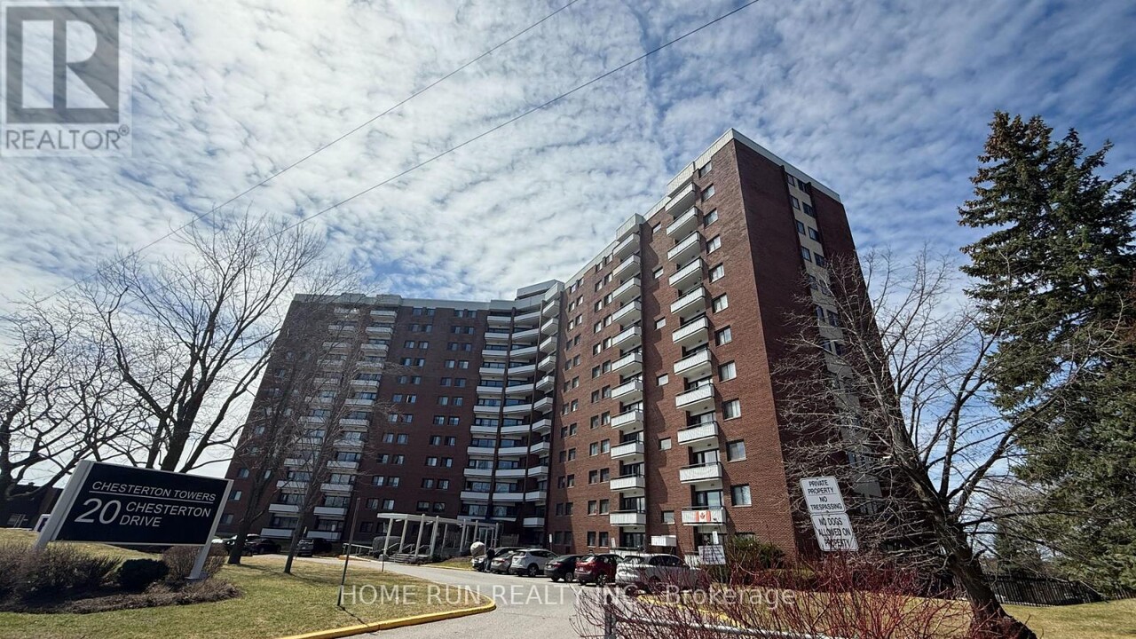 20-220 Chesterton Dr in Ottawa, ON - Building Photo