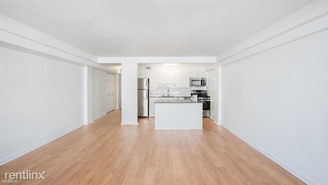33 Irving St in Boston, MA - Building Photo