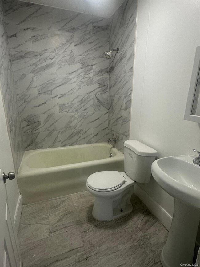 5 Hadden Pl in Liberty, NY - Building Photo - Building Photo