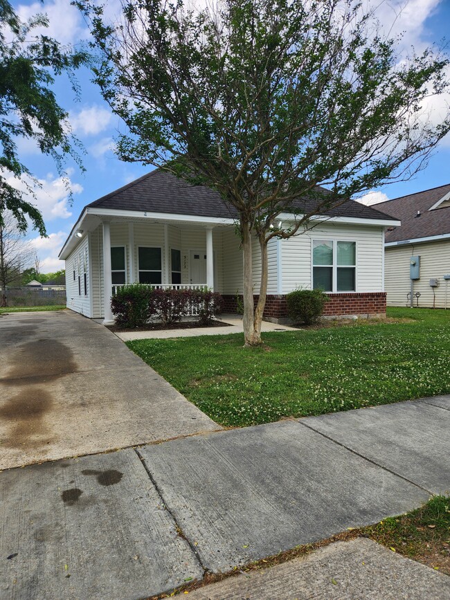 property at 9173 Cedar Ct