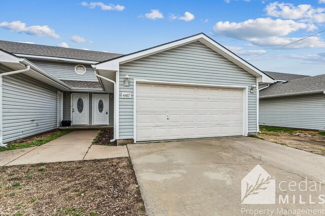 property at 4467 S Dodge Ave