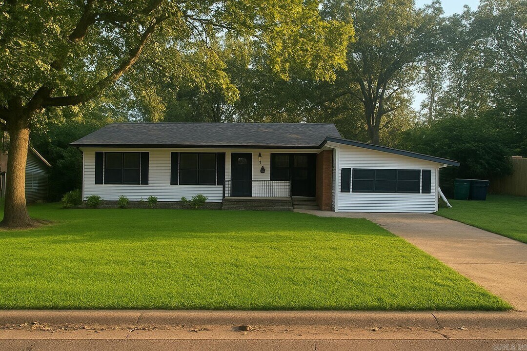 7700 Harmon Dr in Little Rock, AR - Building Photo