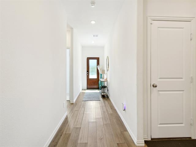 3413 Kingsview Dr in Denton, TX - Foto de edificio - Building Photo